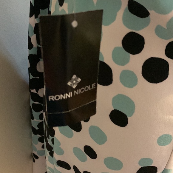 COPY - Ronnie Nicole Shift Dress - Picture 6 of 8